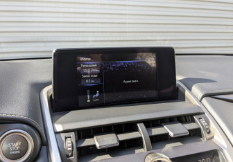 Подержанный автомобиль Lexus NX 2018 года (15 фото)