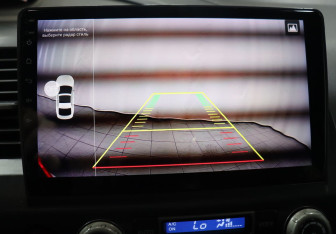 Подержанный автомобиль Honda Civic Sedan 2008 года (21 фото)