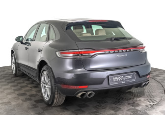 Подержанный автомобиль Porsche Macan 2021 года (7 фото)