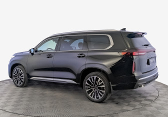 Подержанный автомобиль Exeed VX 2022 года (7 фото)