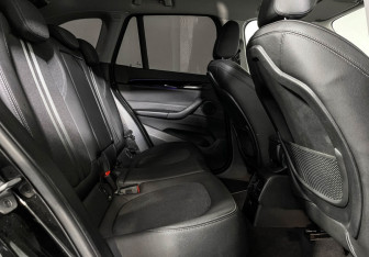 Подержанный автомобиль BMW X1 2020 года (14 фото)