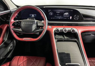 Подержанный автомобиль Exeed RX 2023 года (12 фото)