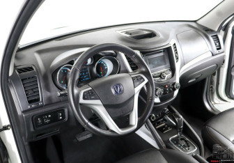 Подержанный автомобиль Changan CS35 2018 года (10 фото)