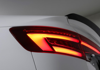 Подержанный автомобиль Audi A4 Sedan 2019 года (22 фото)