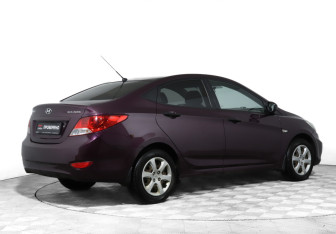 Подержанный автомобиль Hyundai Solaris Sedan 2013 года (5 фото)