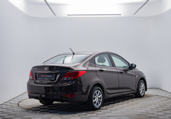 Подержанный автомобиль Hyundai Solaris Sedan 2016 года (5 фото)