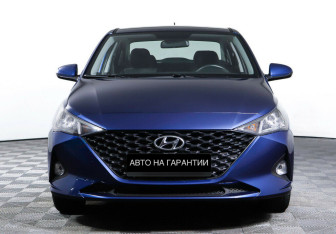 Подержанный автомобиль Hyundai Solaris Sedan 2021 года (2 фото)