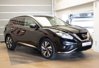 Подержанный автомобиль Nissan Murano Suv 2017 года (3 фото)