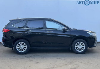 Подержанный автомобиль Haval M6 2023 года (4 фото)