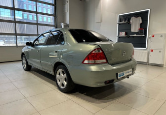 Подержанный автомобиль Nissan Almera Classic 2006 года (6 фото)