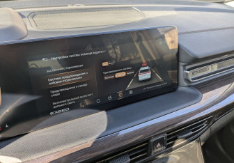 Подержанный автомобиль Exeed VX 2023 года (28 фото)