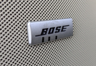 Подержанный автомобиль GMC Yukon 2024 года (30 фото)