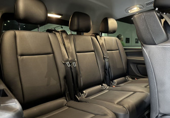 Подержанный автомобиль Mercedes-Benz Vito 2018 года (13 фото)