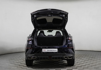 Подержанный автомобиль Changan UNI-T 2023 года (18 фото)