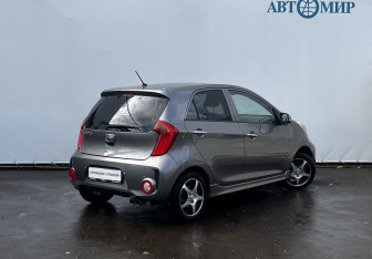 Подержанный автомобиль Kia Picanto 2015 года (5 фото)
