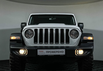 Подержанный автомобиль Jeep Wrangler 2018 года (20 фото)