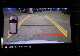 Подержанный автомобиль Volkswagen Tiguan 2016 года (15 фото)