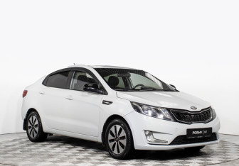 Подержанный автомобиль Kia Rio Sedan 2013 года (3 фото)