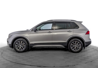 Подержанный автомобиль Volkswagen Tiguan 2020 года (8 фото)