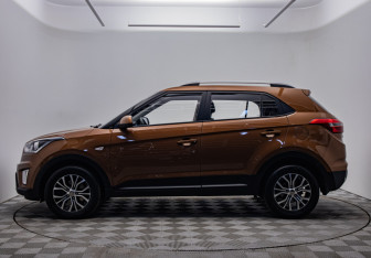 Подержанный автомобиль Hyundai Creta 2019 года (8 фото)