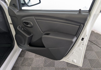 Подержанный автомобиль LADA (ВАЗ) Largus Wagon 2024 года (24 фото)