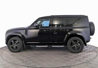 Подержанный автомобиль Land Rover Defender Suv 2021 года (8 фото)