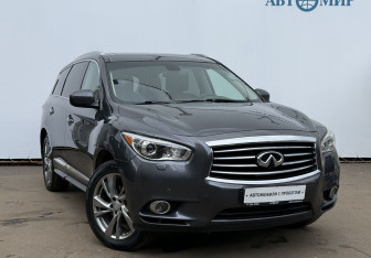 Подержанный автомобиль Infiniti QX60 2014 года (3 фото)