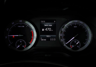 Подержанный автомобиль Skoda Karoq 2021 года (15 фото)