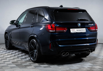 Подержанный автомобиль BMW X5 M 2015 года (7 фото)