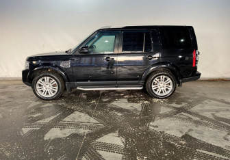 Подержанный автомобиль Land Rover Discovery 2015 года (8 фото)