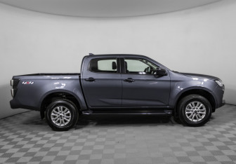 Новый Isuzu D-Max 2025 (4 фото)