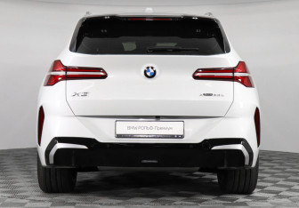 Подержанный автомобиль BMW X3 2025 года (4 фото)