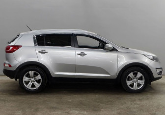 Подержанный автомобиль Kia Sportage 2012 года (4 фото)