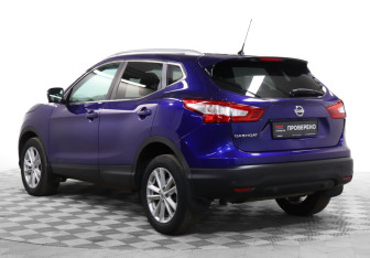Подержанный автомобиль Nissan Qashqai 2014 года (7 фото)