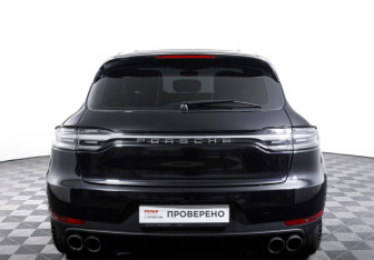 Подержанный автомобиль Porsche Macan 2019 года (6 фото)