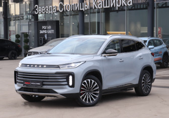 Подержанный автомобиль Exeed TXL 2023 года (18 фото)