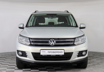 Подержанный автомобиль Volkswagen Tiguan 2015 года (2 фото)
