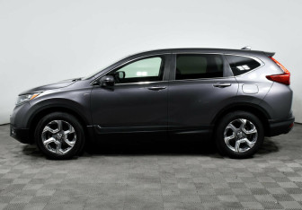 Подержанный автомобиль Honda CR-V 2017 года (3 фото)