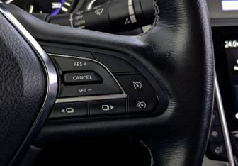 Подержанный автомобиль Infiniti Q60 Coupe 2020 года (30 фото)