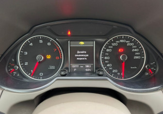 Подержанный автомобиль Audi Q5 2013 года (13 фото)