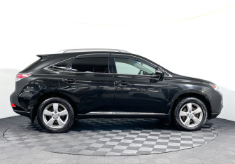 Подержанный автомобиль Lexus RX 2015 года (4 фото)