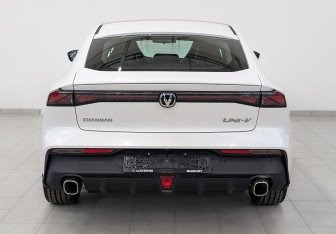 Новый Changan UNI-V 2024 (6 фото)