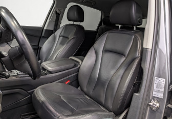 Подержанный автомобиль Audi Q7 2016 года (19 фото)