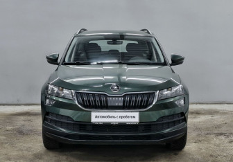 Подержанный автомобиль Skoda Karoq 2020 года (2 фото)