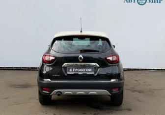 Подержанный автомобиль Renault Kaptur 2019 года (6 фото)