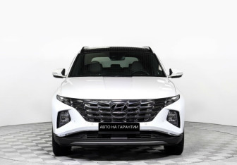Подержанный автомобиль Hyundai Tucson 2021 года (2 фото)