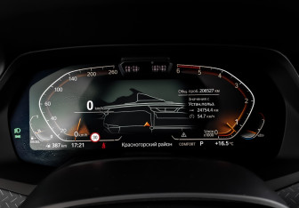 Подержанный автомобиль BMW X6 2020 года (16 фото)
