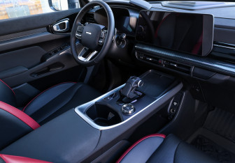 Подержанный автомобиль Haval H3 2024 года (11 фото)