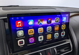 Подержанный автомобиль Infiniti QX80 2017 года (29 фото)