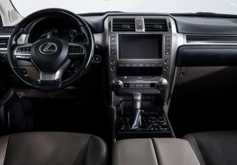 Подержанный автомобиль Lexus GX 2020 года (12 фото)